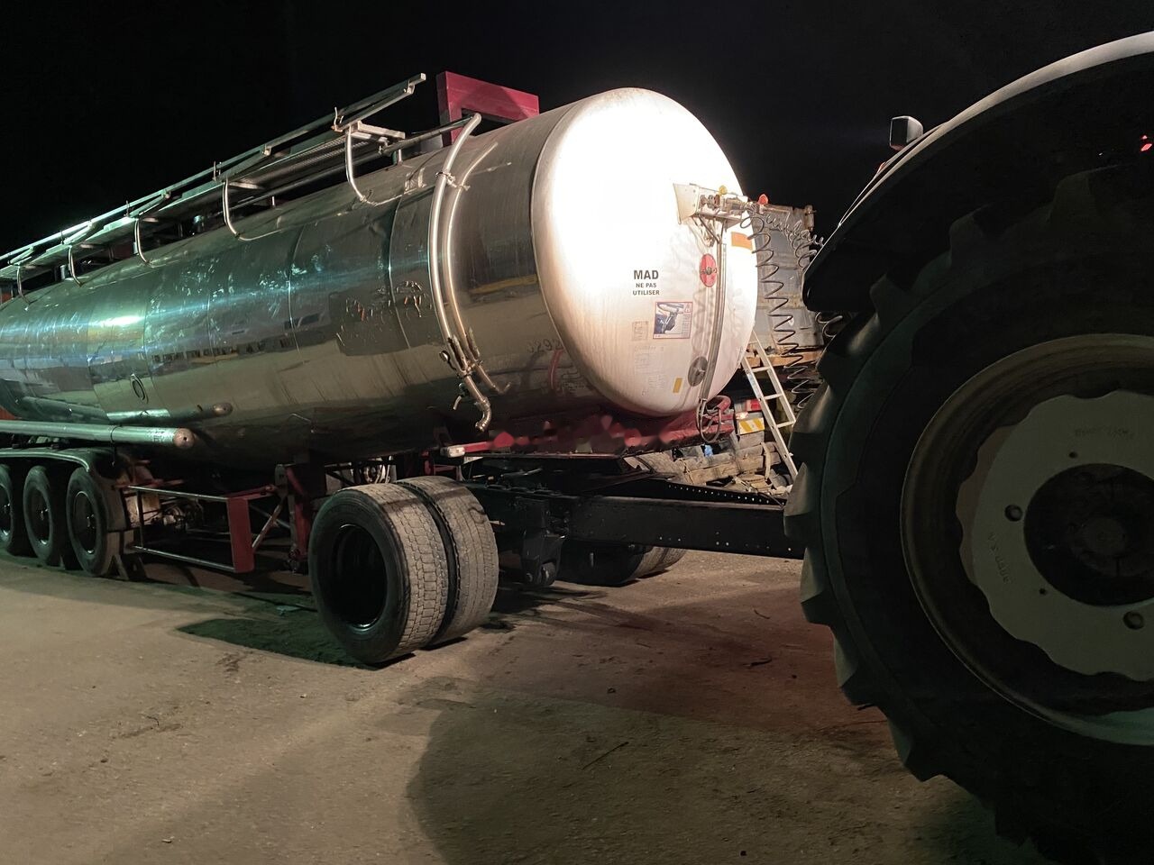 Dolly remorcare PERIDOC Tractor AgroLand DOLLY Schmitz Rotos - Spare parts for Trailer: picture 1 Dolly remorcare PERIDOC Tractor AgroLand DOLLY Schmitz Rotos - Spare parts for Trailer: picture 1