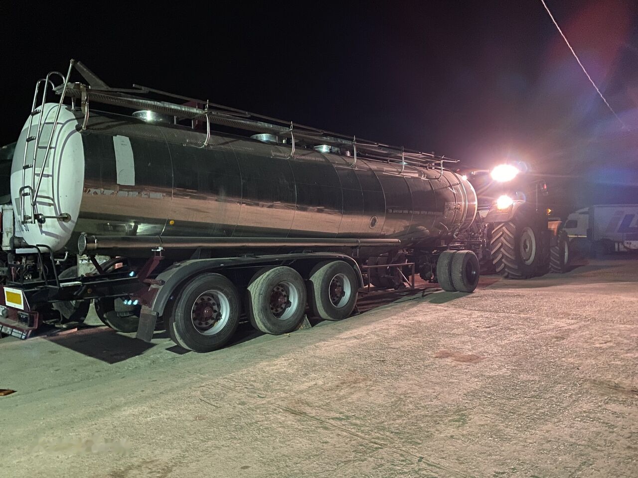 Dolly remorcare PERIDOC Tractor AgroLand DOLLY Schmitz Rotos - Spare parts for Trailer: picture 2 Dolly remorcare PERIDOC Tractor AgroLand DOLLY Schmitz Rotos - Spare parts for Trailer: picture 2