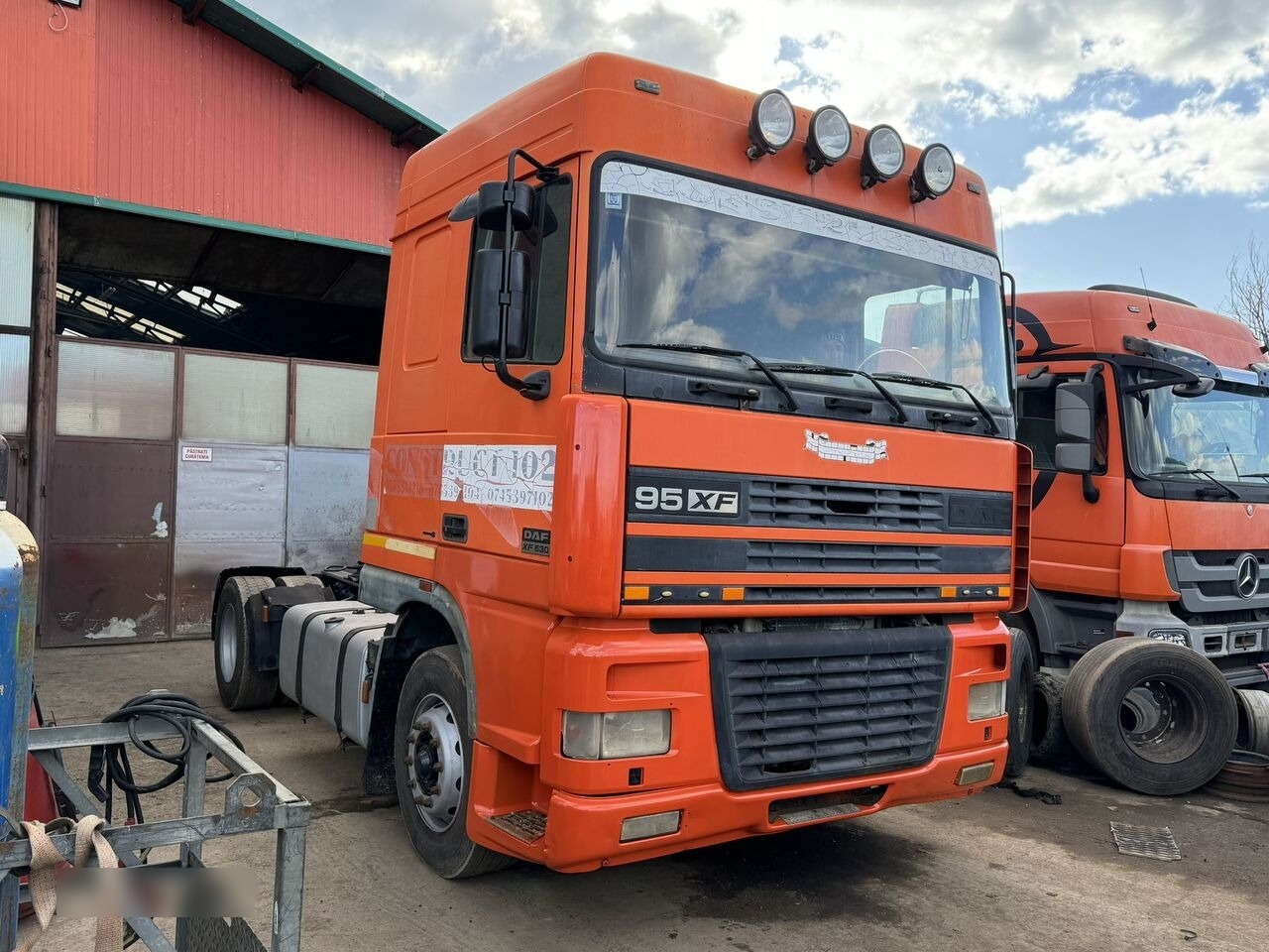 DAF XF 95 530 Euro 3 EXPORT Retarder - Tractor unit: picture 3 DAF XF 95 530 Euro 3 EXPORT Retarder - Tractor unit: picture 3