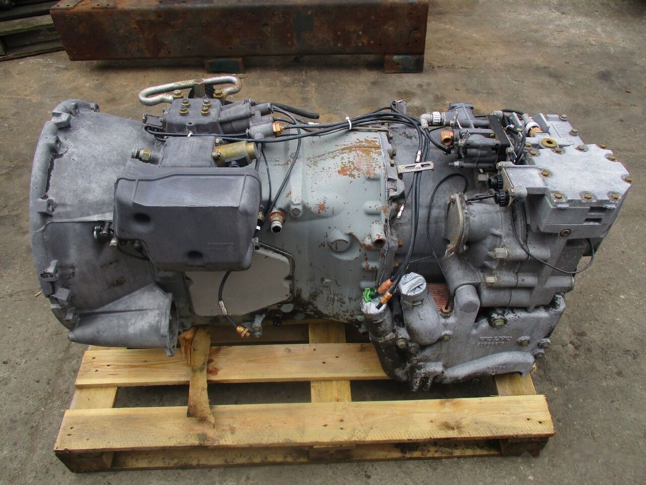 Volvo VT2514B Volvo FH - Gearbox for Truck: picture 1 Volvo VT2514B Volvo FH - Gearbox for Truck: picture 1