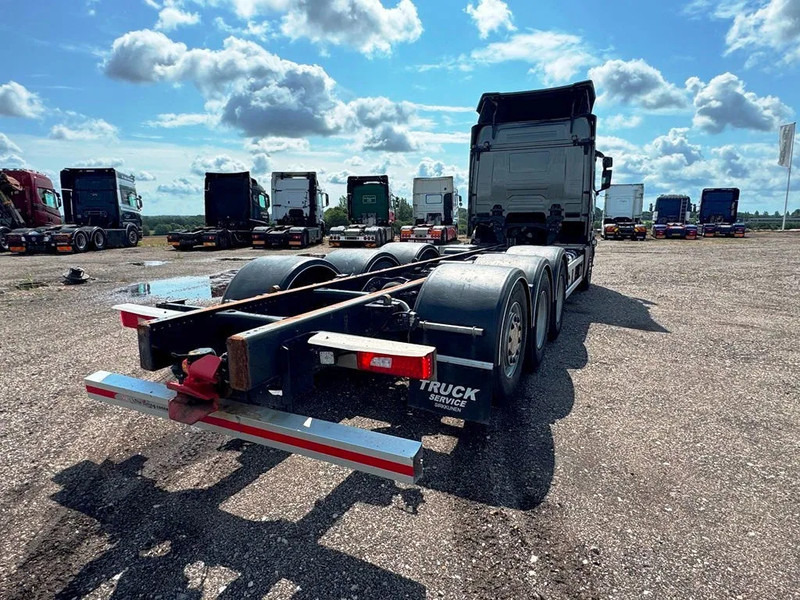 Cab chassis truck Scania R650 V8 NGS Steel / Air suspension. 4550mm weelbase.: picture 12