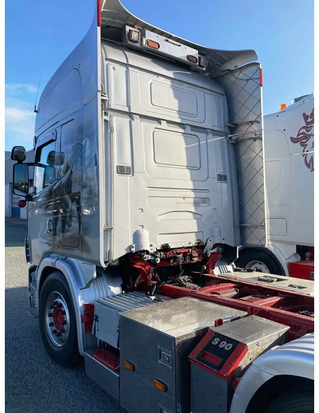 Scania R164-580 V8 Manuel / Retarder. Air / Air suspension. - Tractor unit: picture 4 Scania R164-580 V8 Manuel / Retarder. Air / Air suspension. - Tractor unit: picture 4