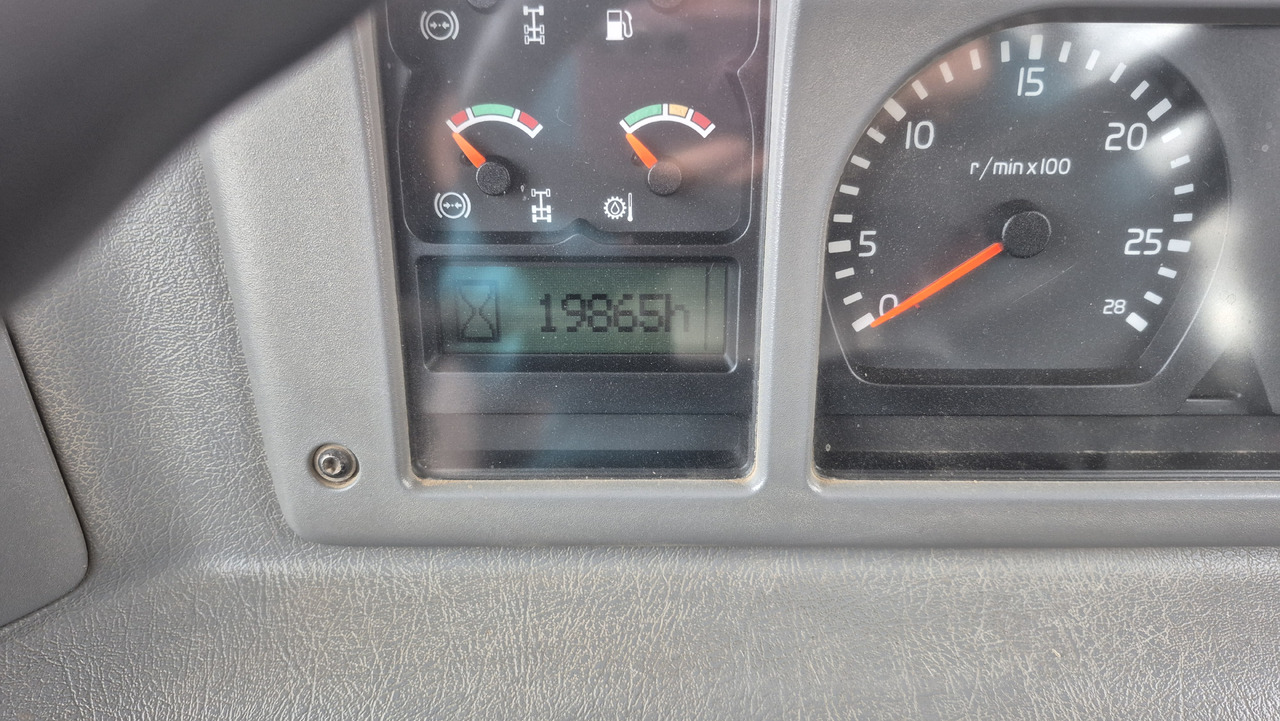 Articulated dumper VOLVO A25D: picture 12 Articulated dumper VOLVO A25D: picture 12