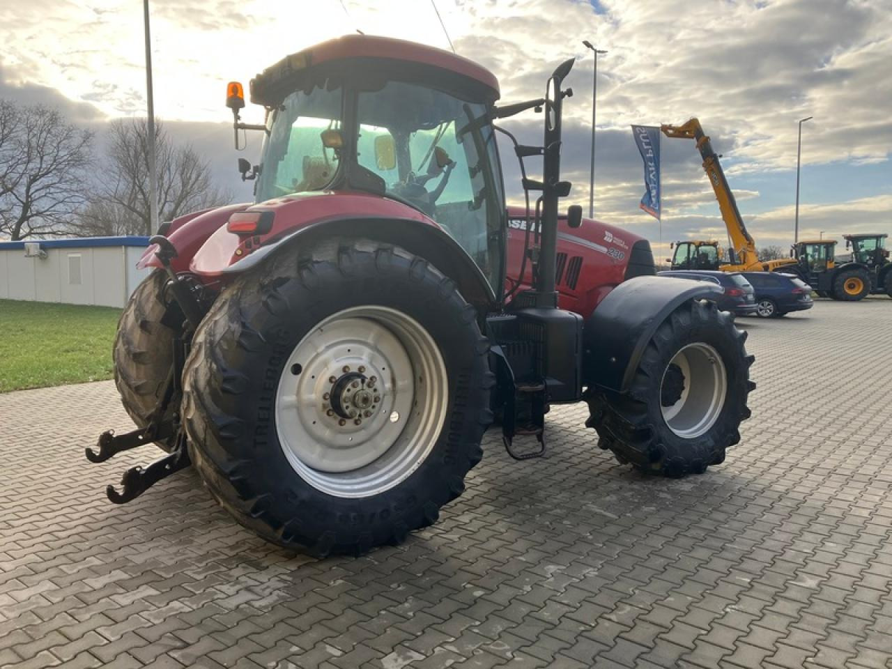 Case-IH CVX 230 EP - Farm tractor: picture 4 Case-IH CVX 230 EP - Farm tractor: picture 4