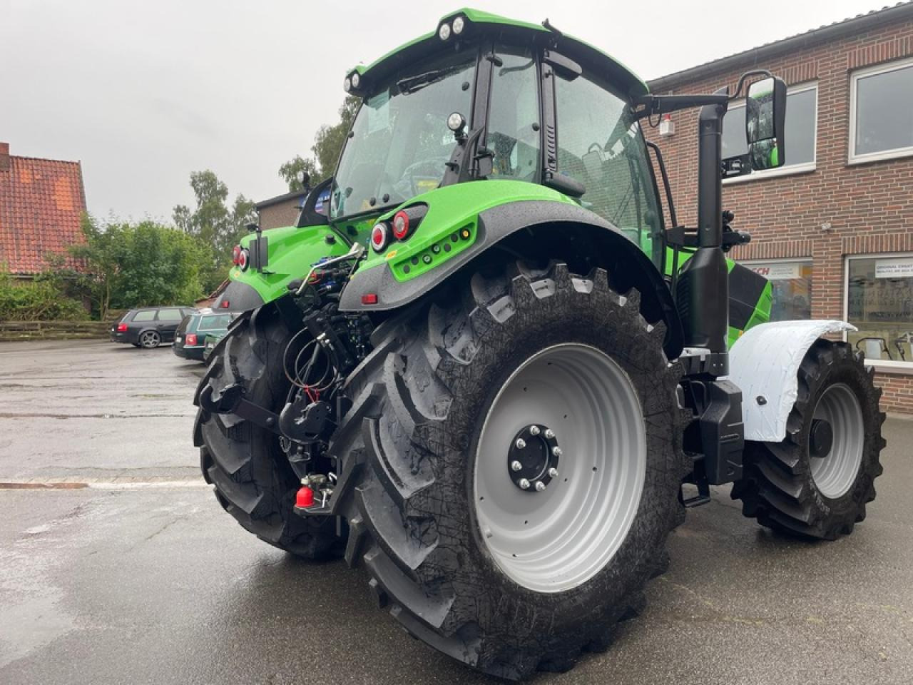 Deutz-Fahr 6210 PSHIFT AKTION - Farm tractor: picture 4 Deutz-Fahr 6210 PSHIFT AKTION - Farm tractor: picture 4
