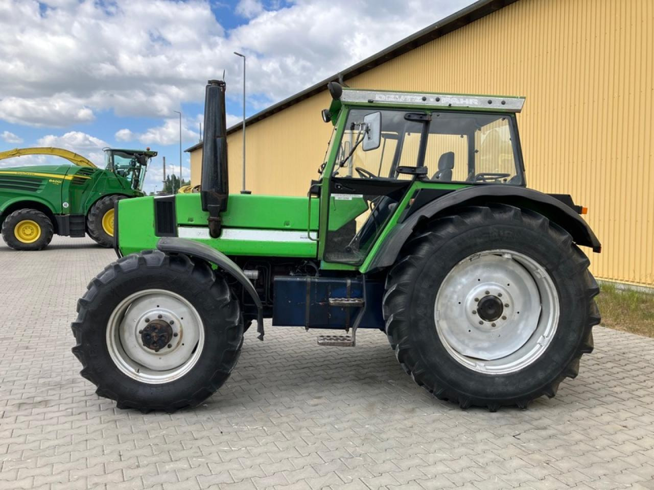 Deutz-Fahr DX 6.30 - Farm tractor: picture 2 Deutz-Fahr DX 6.30 - Farm tractor: picture 2