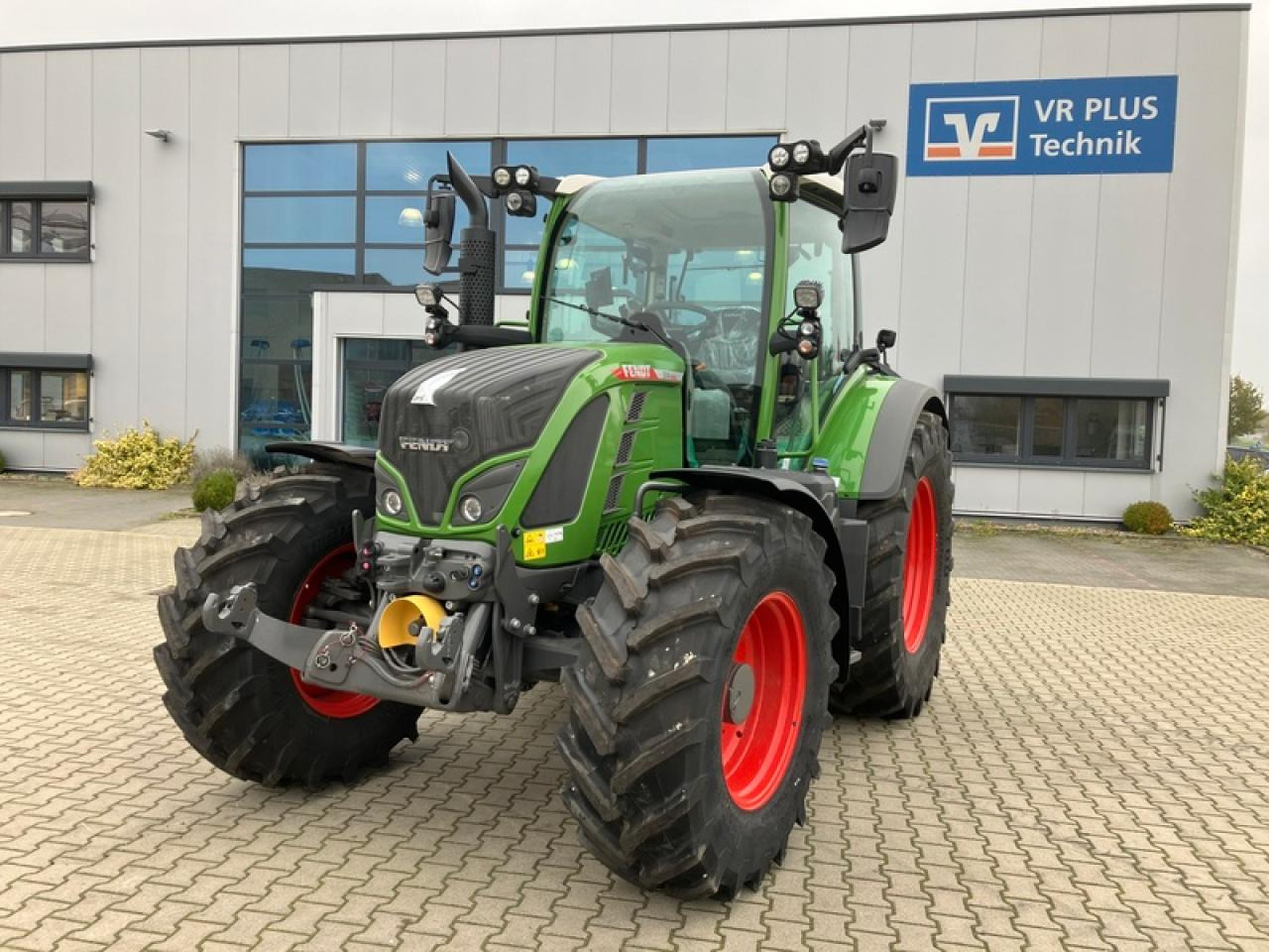 Fendt VARIO 514 // RTK - Farm tractor: picture 1 Fendt VARIO 514 // RTK - Farm tractor: picture 1