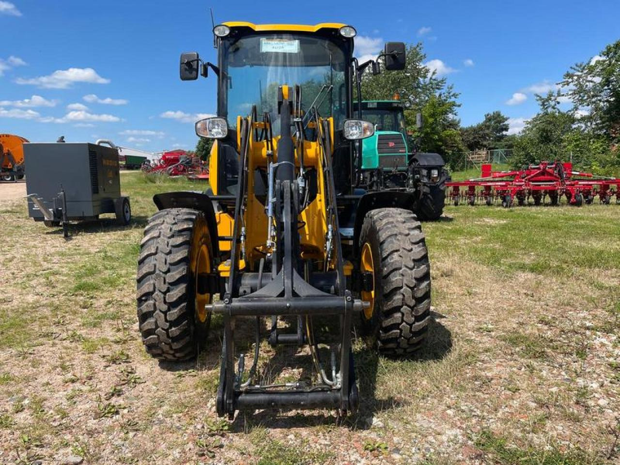 JCB 406 AGRI STUFE V AKTION - Wheel loader: picture 3 JCB 406 AGRI STUFE V AKTION - Wheel loader: picture 3