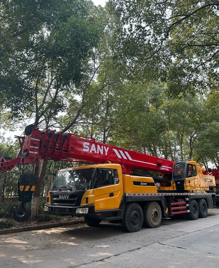 Sany Hot sale new model used Sany Heavy Industry STC550 55 ton truck - Mobile crane: picture 2 Sany Hot sale new model used Sany Heavy Industry STC550 55 ton truck - Mobile crane: picture 2