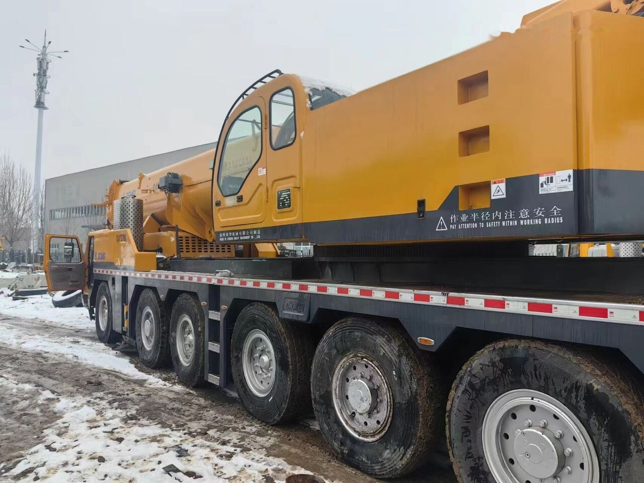 XCMG QAY200 - Mobile crane: picture 5 XCMG QAY200 - Mobile crane: picture 5