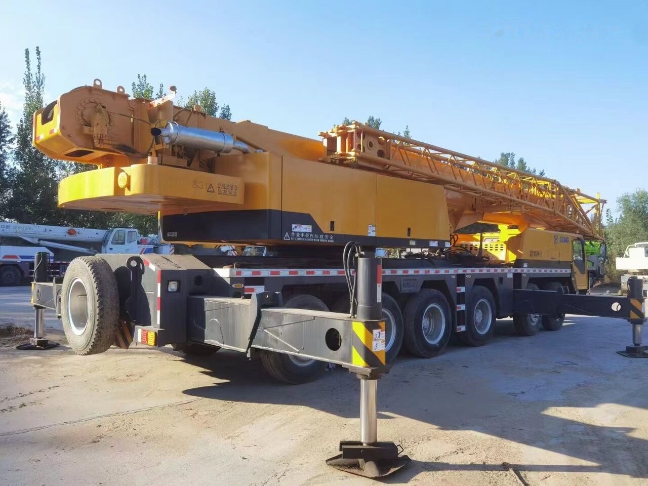 XCMG QY100K QY100K-II QY90K 100T 100ton - Mobile crane: picture 4 XCMG QY100K QY100K-II QY90K 100T 100ton - Mobile crane: picture 4