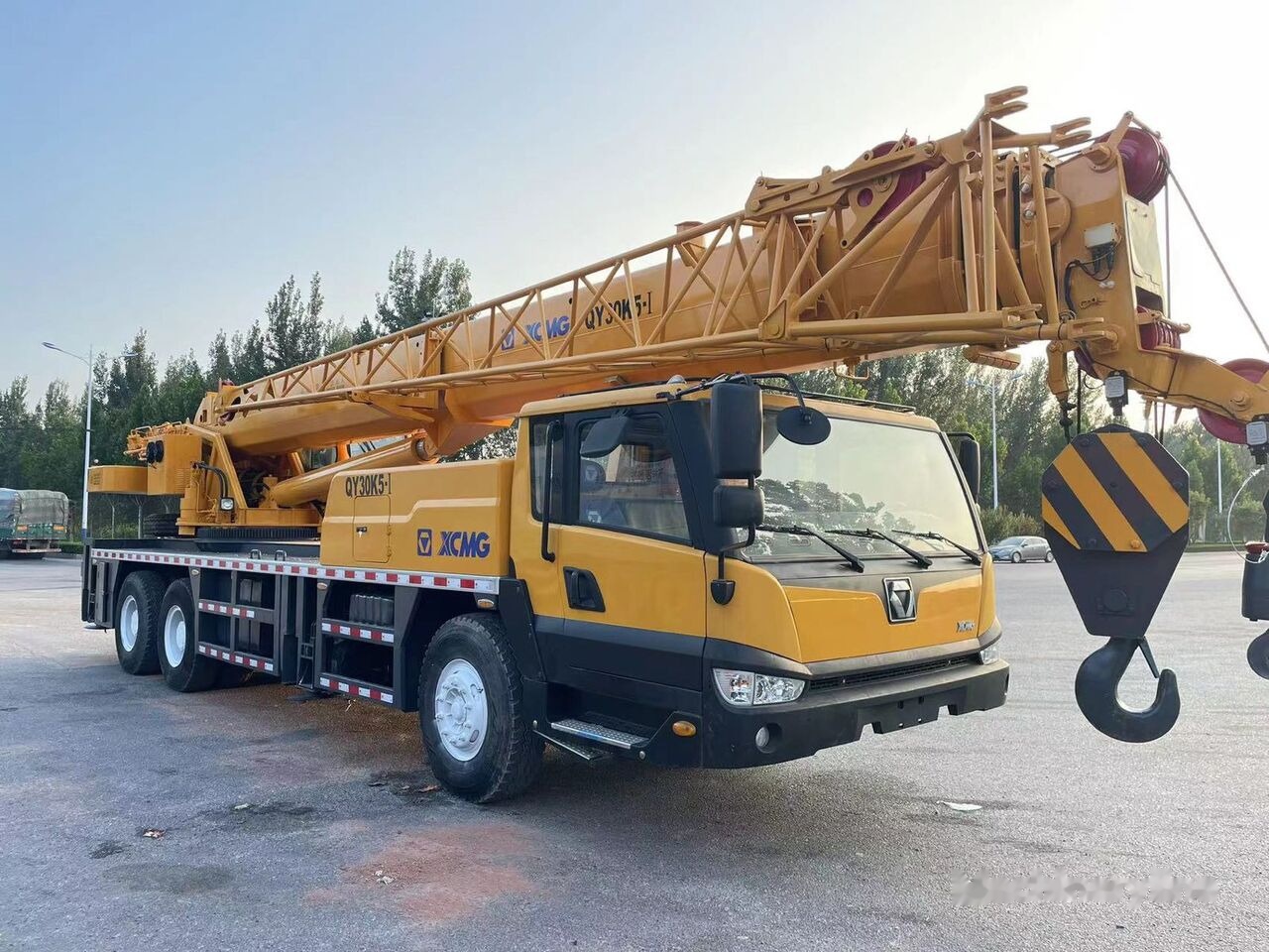 XCMG QY30K QY30KC - Mobile crane: picture 3 XCMG QY30K QY30KC - Mobile crane: picture 3