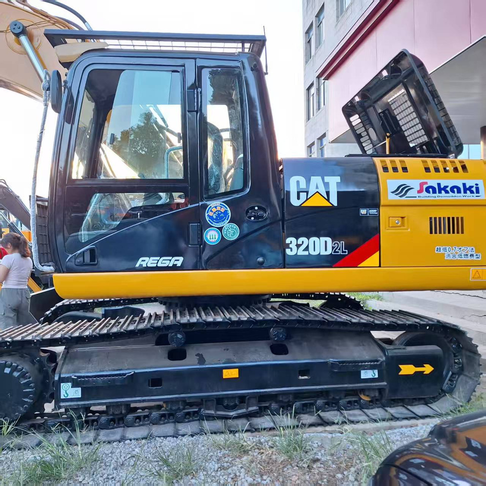 CAT 320D2L Excavator - Crawler excavator: picture 1 CAT 320D2L Excavator - Crawler excavator: picture 1