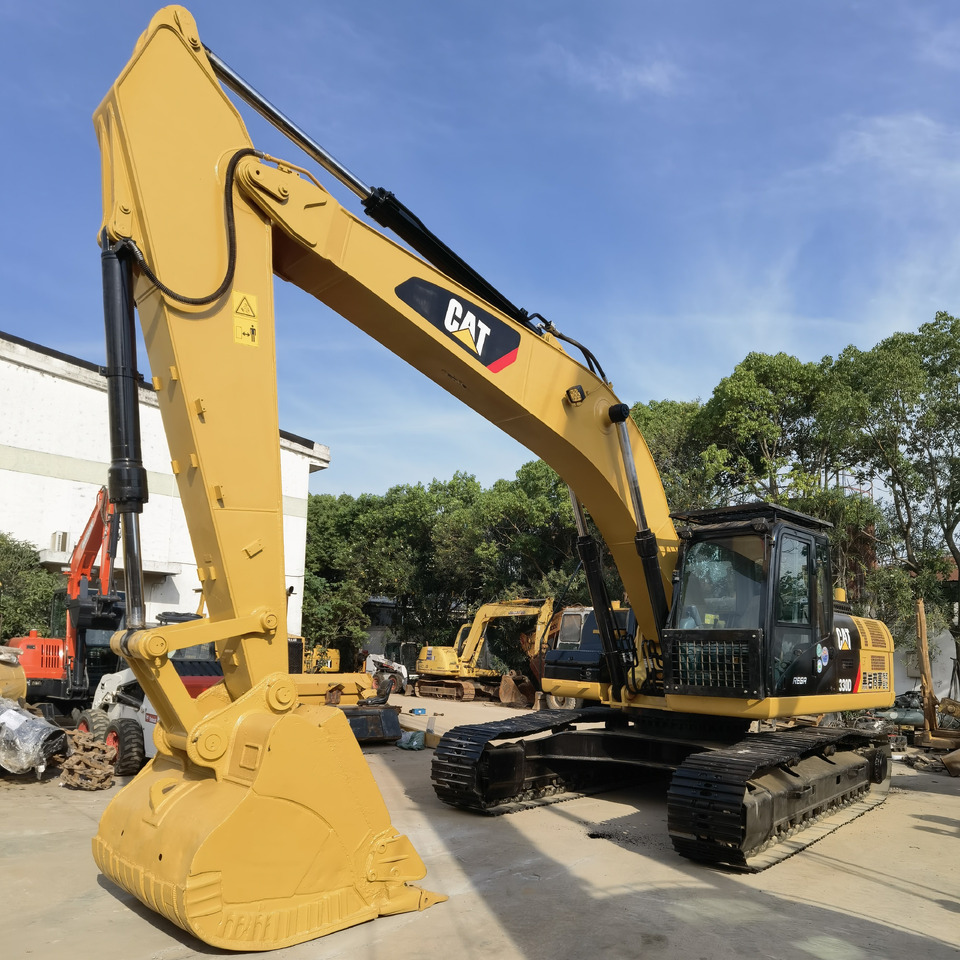 CAT 330D excavators - Crawler excavator: picture 2 CAT 330D excavators - Crawler excavator: picture 2