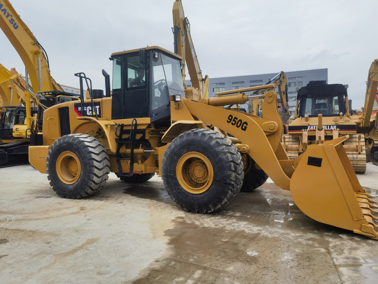 Wheel loader CAT 950G Wheel Loader: picture 6