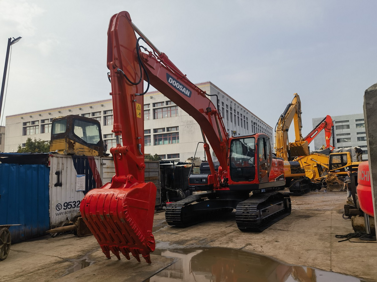 DOOSAN Doosan DX225LC-9c Crawler excavator - Crawler excavator: picture 3 DOOSAN Doosan DX225LC-9c Crawler excavator - Crawler excavator: picture 3