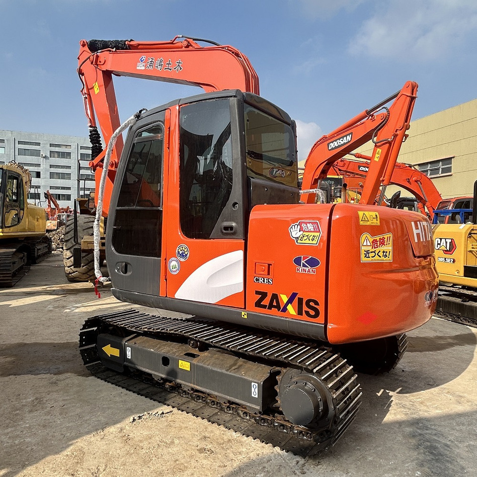 Hitachi ZX70 Excavator - Mini excavator: picture 3 Hitachi ZX70 Excavator - Mini excavator: picture 3
