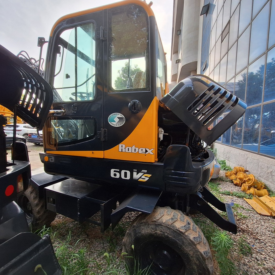 Hyundai 60vs excavator - Wheel excavator: picture 3 Hyundai 60vs excavator - Wheel excavator: picture 3