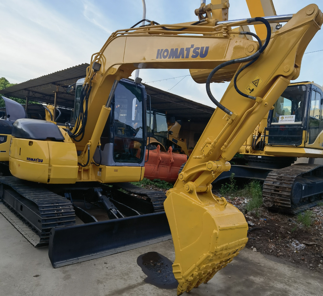 Komatsu pc78 Excavator - Crawler excavator: picture 1 Komatsu pc78 Excavator - Crawler excavator: picture 1