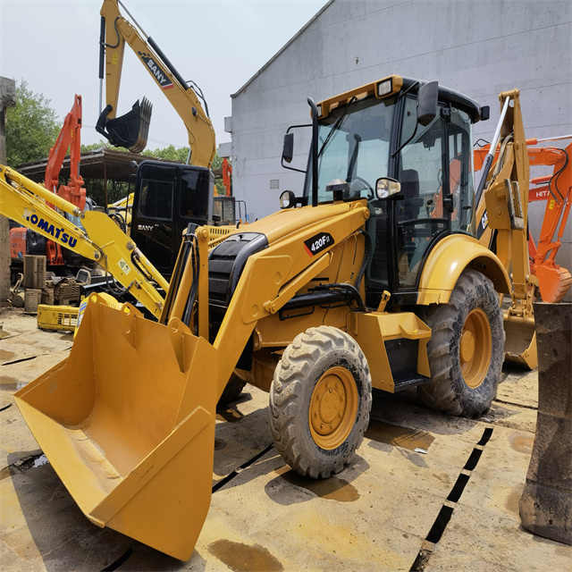 Second hand with good condition cat 420f backhoe loader 4x4 caterpillar 420f backhoe loaders in stock in shanghai yard - Backhoe loader: picture 3 Second hand with good condition cat 420f backhoe loader 4x4 caterpillar 420f backhoe loaders in stock in shanghai yard - Backhoe loader: picture 3