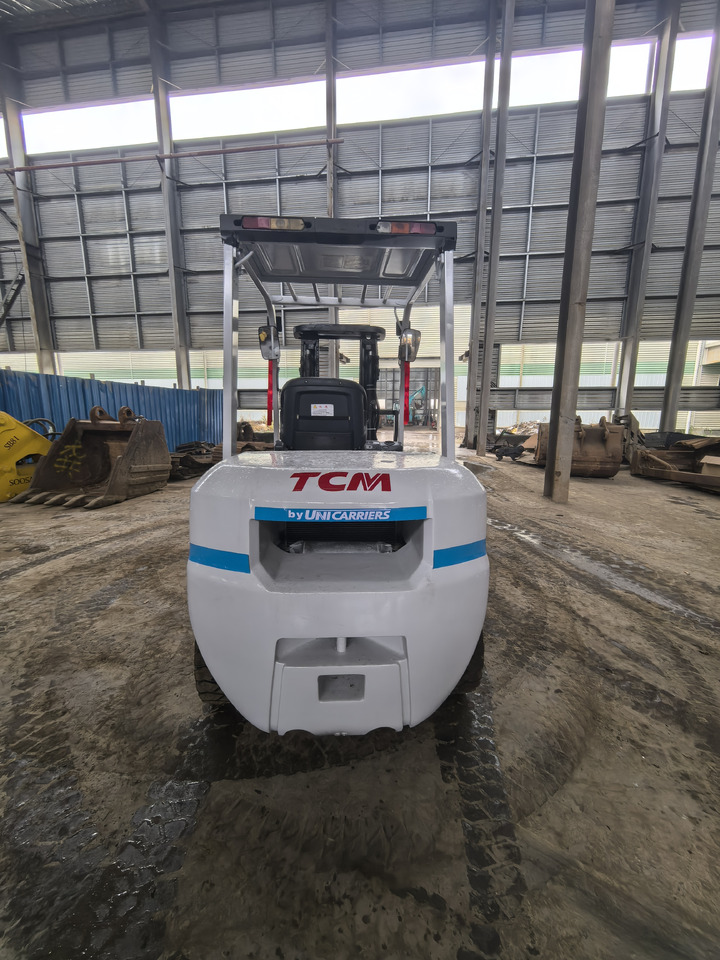 Used TCM FD30 forklift - Diesel forklift: picture 3 Used TCM FD30 forklift - Diesel forklift: picture 3