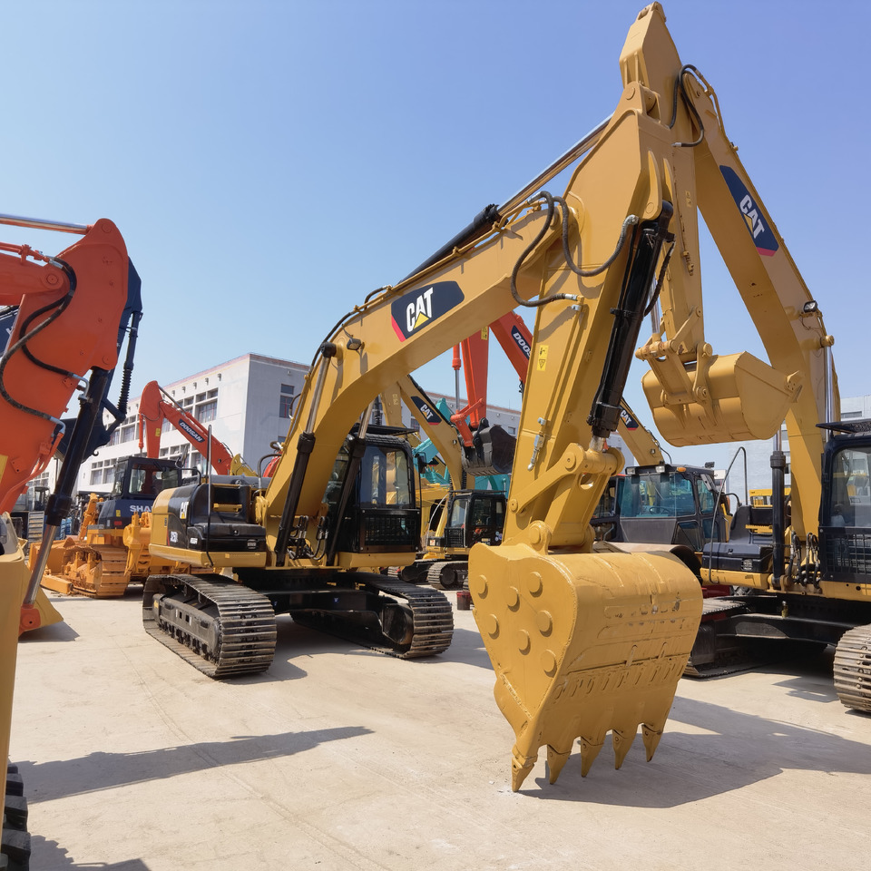 Excavators cat325dl - Crawler excavator: picture 3 Excavators cat325dl - Crawler excavator: picture 3