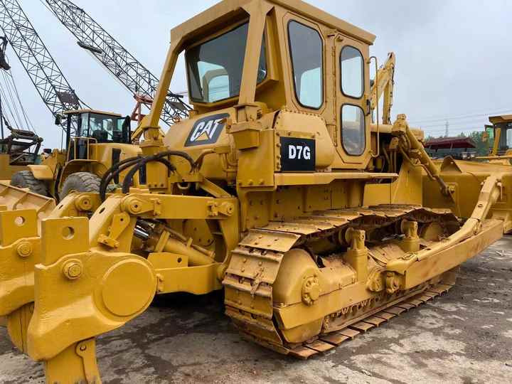 Fast delivery and low working conditions Used CAT bulldozer D7G Second-hand Caterpillar Bulldozer D7G in stock - Bulldozer: picture 4 Fast delivery and low working conditions Used CAT bulldozer D7G Second-hand Caterpillar Bulldozer D7G in stock - Bulldozer: picture 4