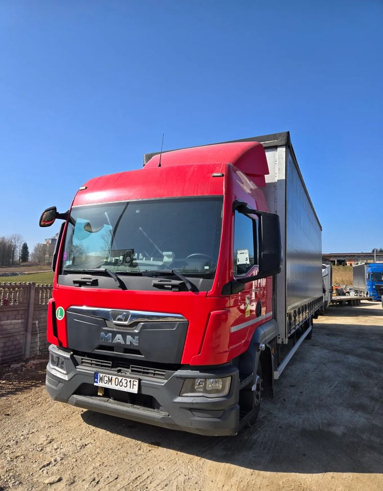MAN TGL 12.250 - Curtainsider truck: picture 3 MAN TGL 12.250 - Curtainsider truck: picture 3