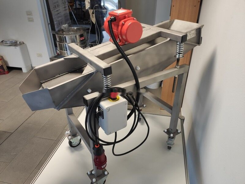 New PP25 VIBRATING SCREENER - Industrial equipment: picture 4 New PP25 VIBRATING SCREENER - Industrial equipment: picture 4
