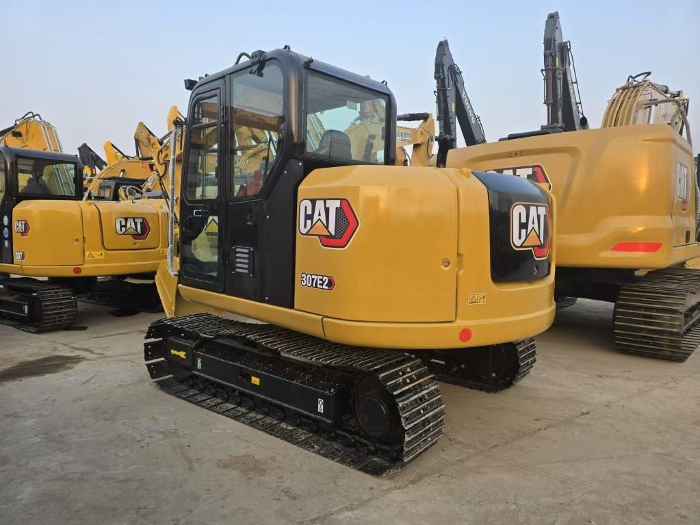 CAT 307 - Mini excavator: picture 3 CAT 307 - Mini excavator: picture 3