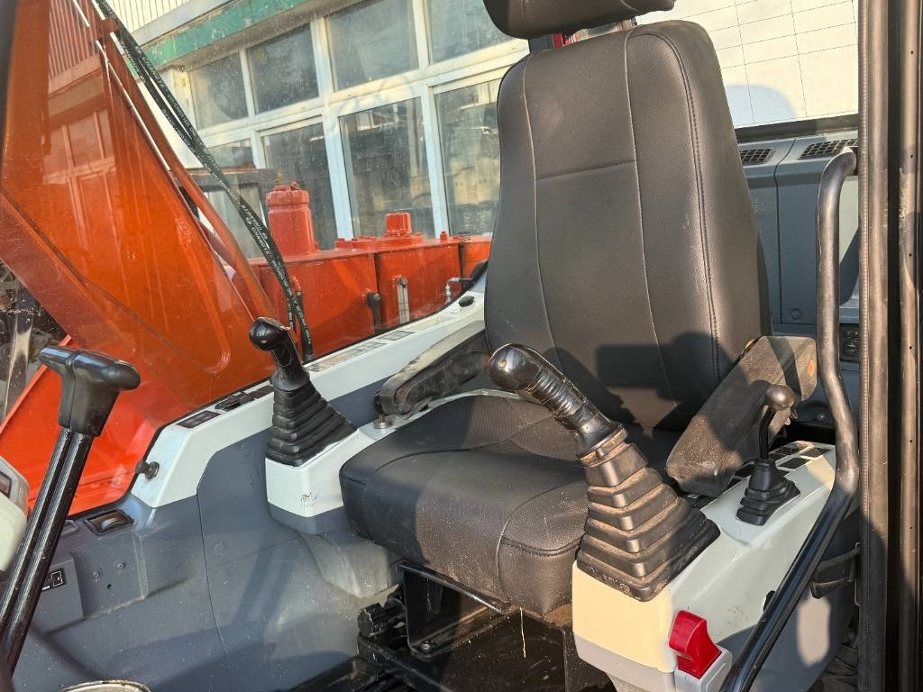 Doosan DX 75  - Crawler excavator: picture 3 Doosan DX 75  - Crawler excavator: picture 3