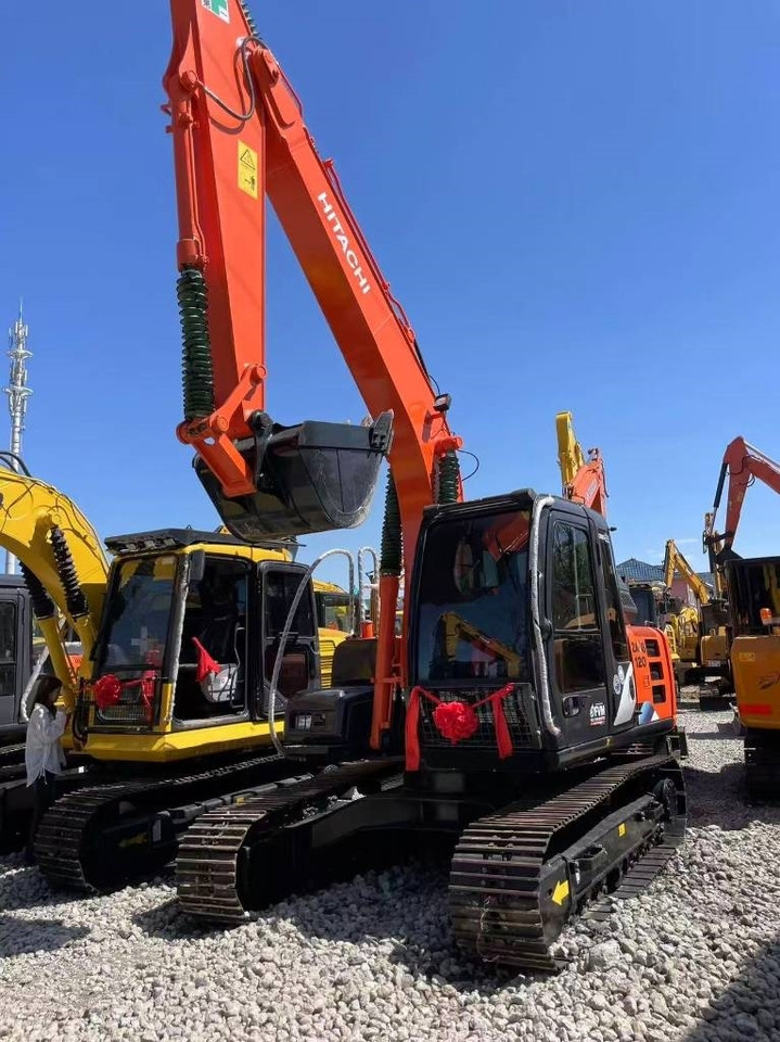 Hitachi 120 - Crawler excavator: picture 3 Hitachi 120 - Crawler excavator: picture 3