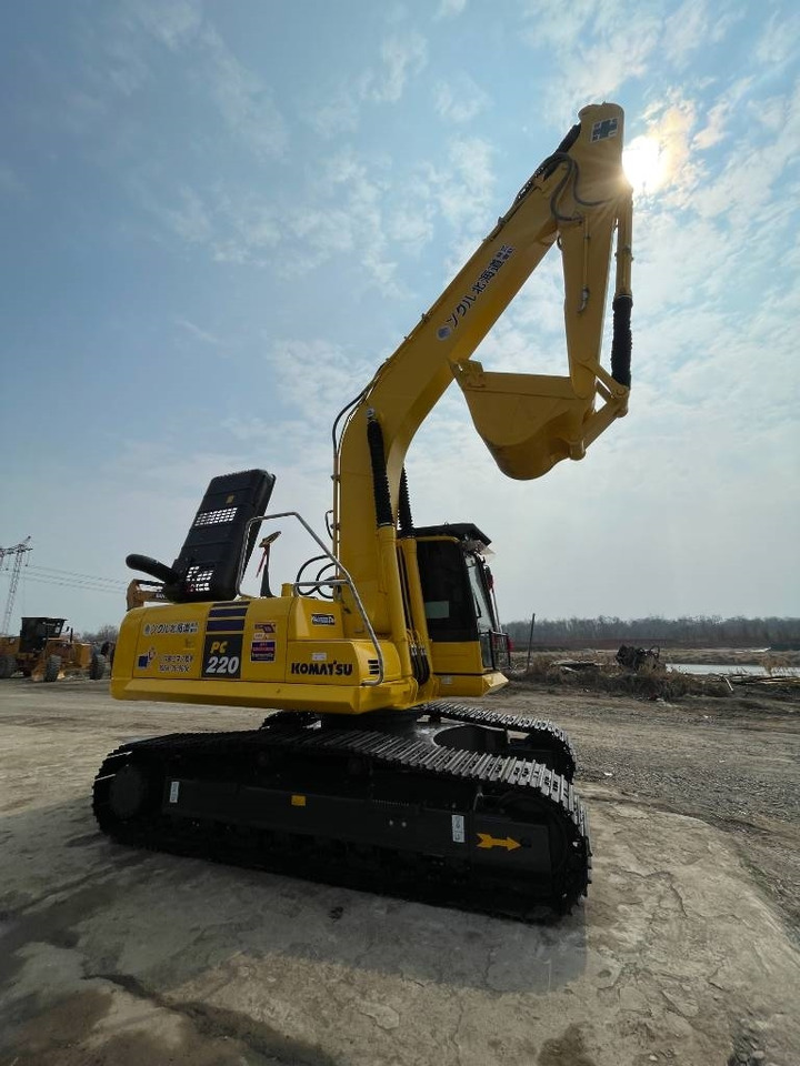 Komatsu PC 220-7 - Crawler excavator: picture 1 Komatsu PC 220-7 - Crawler excavator: picture 1