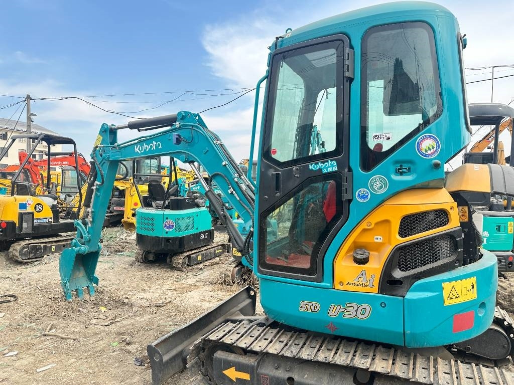 Kubota U 30 - Mini excavator: picture 1 Kubota U 30 - Mini excavator: picture 1