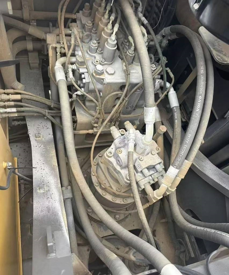 Volvo EC 380 - Crawler excavator: picture 4 Volvo EC 380 - Crawler excavator: picture 4