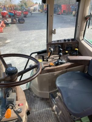 John Deere 6920 PREMIUM - Farm tractor: picture 3 John Deere 6920 PREMIUM - Farm tractor: picture 3