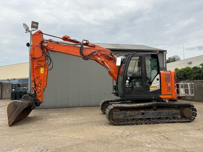 Hitachi ZX 135 US-6 - Crawler excavator: picture 1 Hitachi ZX 135 US-6 - Crawler excavator: picture 1