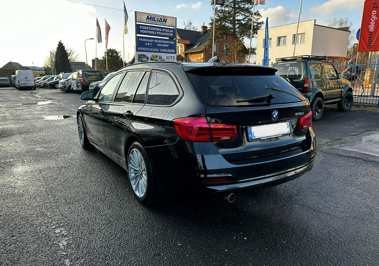 BMW SERIA 3 V (F30/F31/F34) BMW SERIA 3 318d 150KM Automat SportLine*AdaptiveLed*Navi*Półskóra*SerwisBMW* FV - Car: picture 4 BMW SERIA 3 V (F30/F31/F34) BMW SERIA 3 318d 150KM Automat SportLine*AdaptiveLed*Navi*Półskóra*SerwisBMW* FV - Car: picture 4
