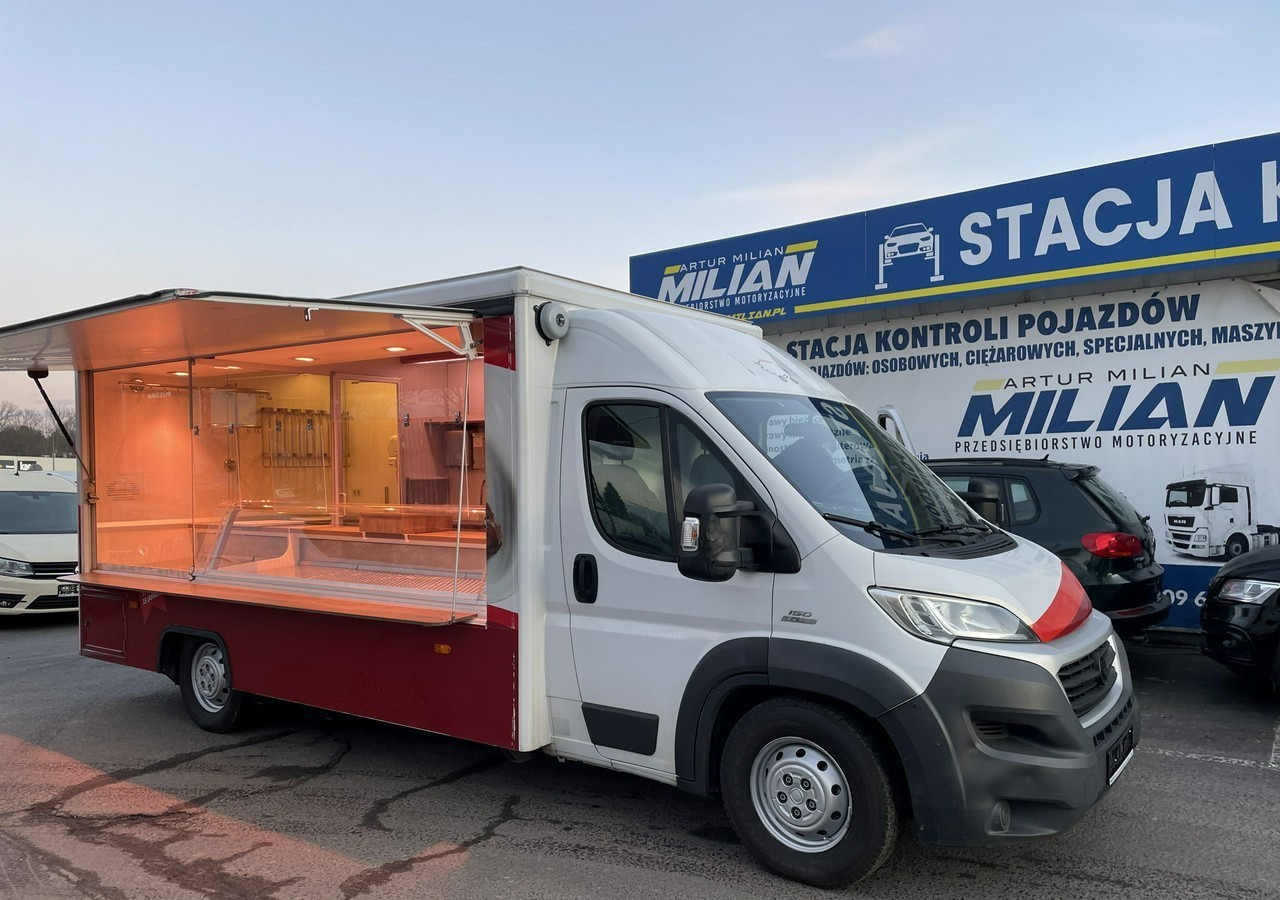 Fiat Ducato Autosklep Węd Gastronomiczny Food Truck Foodtruck sklep Klim BORCO20 - Vending truck: picture 4 Fiat Ducato Autosklep Węd Gastronomiczny Food Truck Foodtruck sklep Klim BORCO20 - Vending truck: picture 4