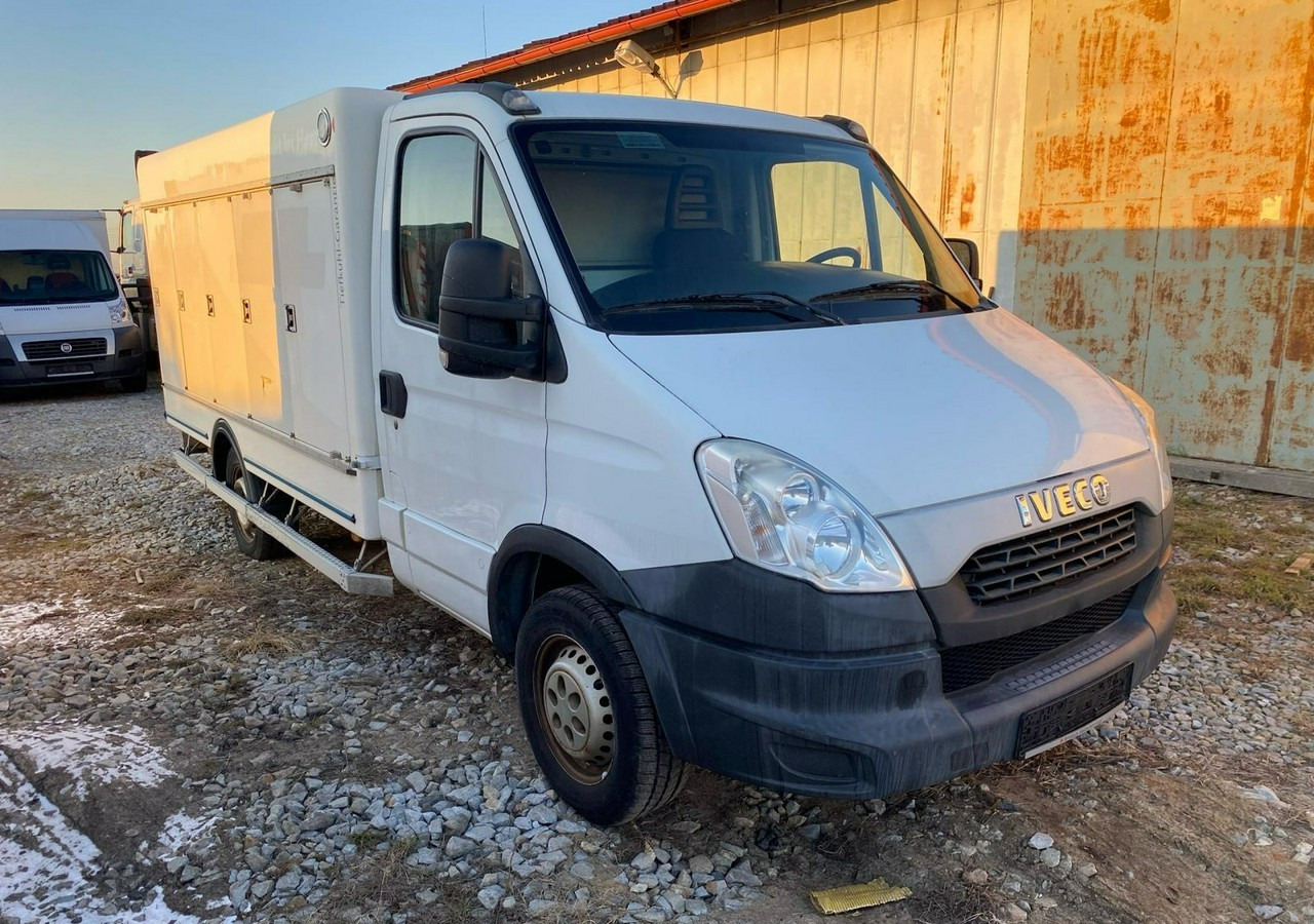 Iveco Inny Iveco Iveco Daily 35-13 chłodnia 10 komorowa Mrożnia do -40C Model 2014 - Refrigerated van: picture 3 Iveco Inny Iveco Iveco Daily 35-13 chłodnia 10 komorowa Mrożnia do -40C Model 2014 - Refrigerated van: picture 3