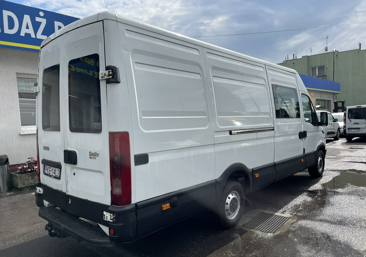 Iveco Iveco Daily 35S14 Maxi Brygadówka dokka doka 7-osobowy - Combi van: picture 5 Iveco Iveco Daily 35S14 Maxi Brygadówka dokka doka 7-osobowy - Combi van: picture 5