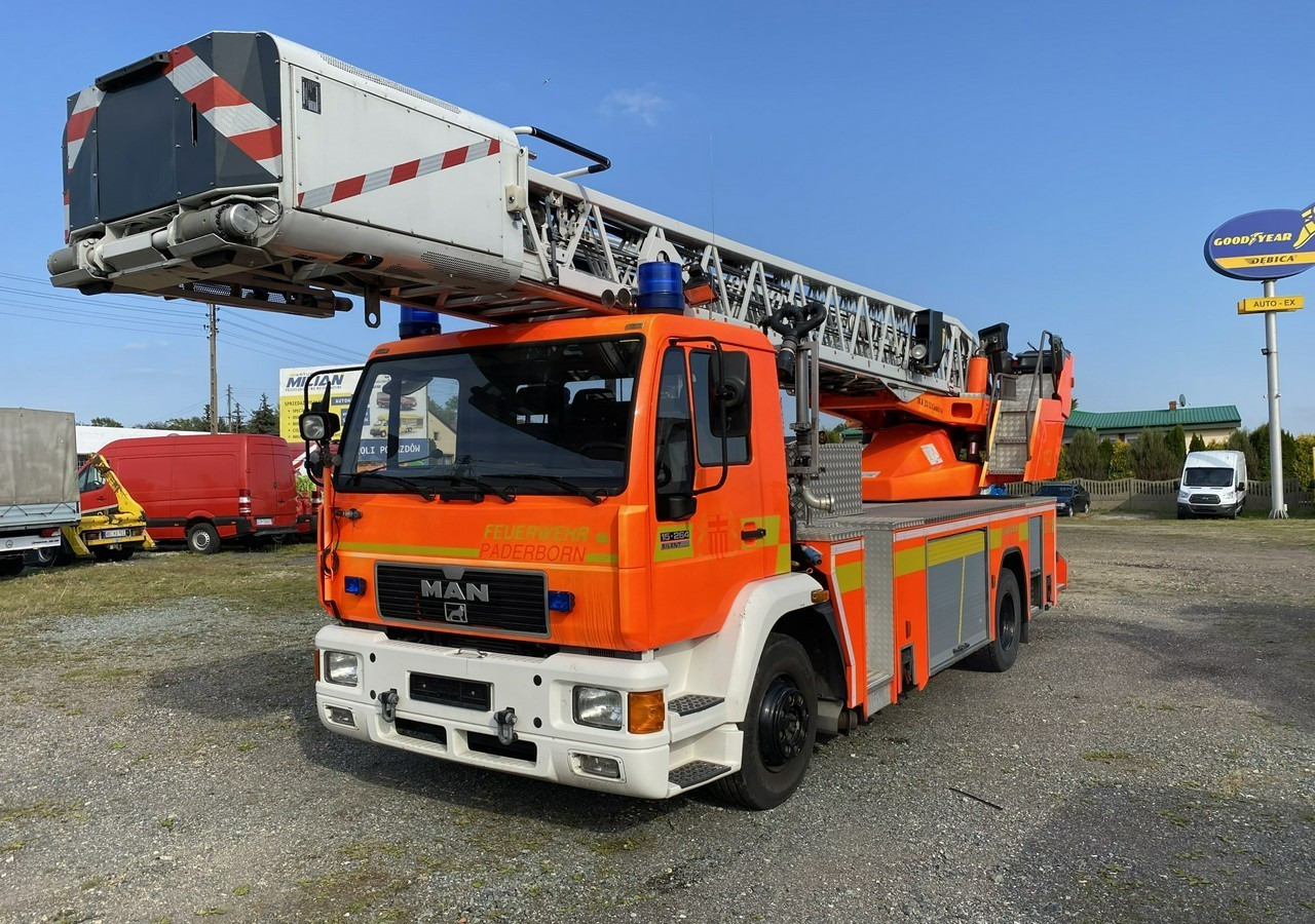 MAN Inny MAN MAN 15,264 Straż pożarna drabina Strażacka zwyżka 30metrów 1999 - Fire truck: picture 2 MAN Inny MAN MAN 15,264 Straż pożarna drabina Strażacka zwyżka 30metrów 1999 - Fire truck: picture 2