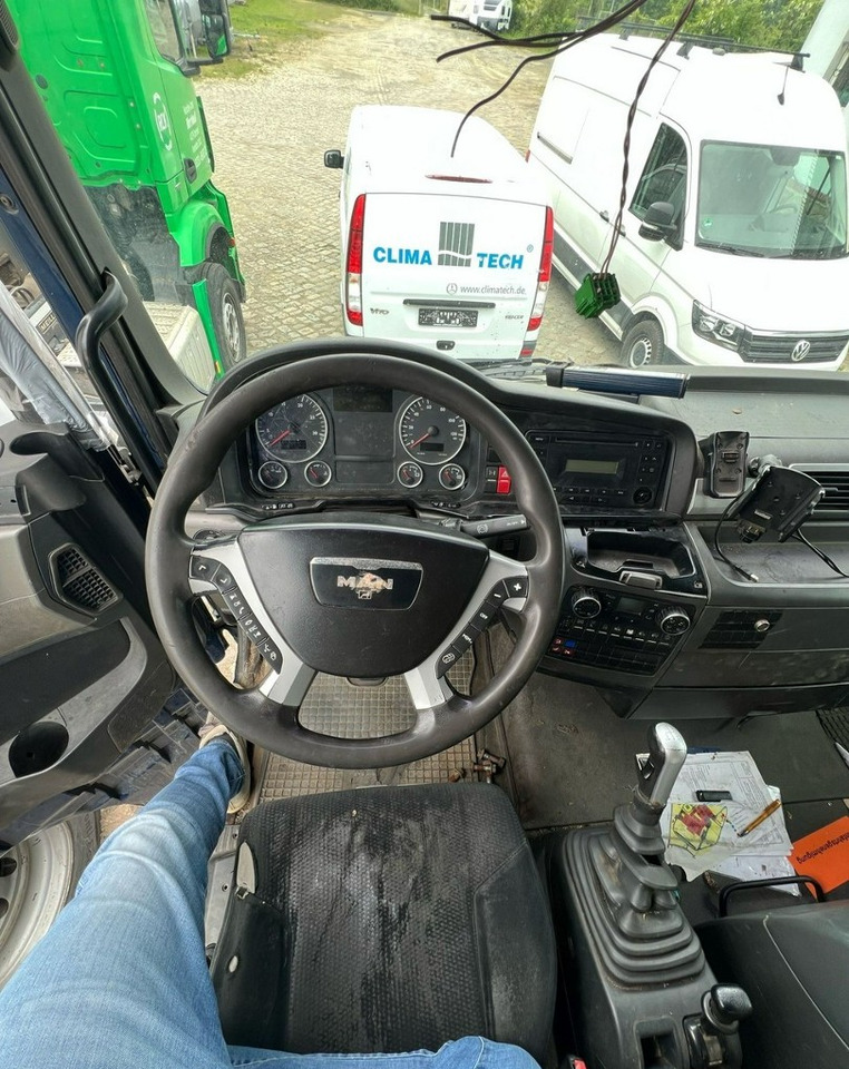 MAN Inny MAN Man TGX 18.400 Bramowiec hakowiec Meiler Model 2012 - Skip loader truck: picture 5 MAN Inny MAN Man TGX 18.400 Bramowiec hakowiec Meiler Model 2012 - Skip loader truck: picture 5