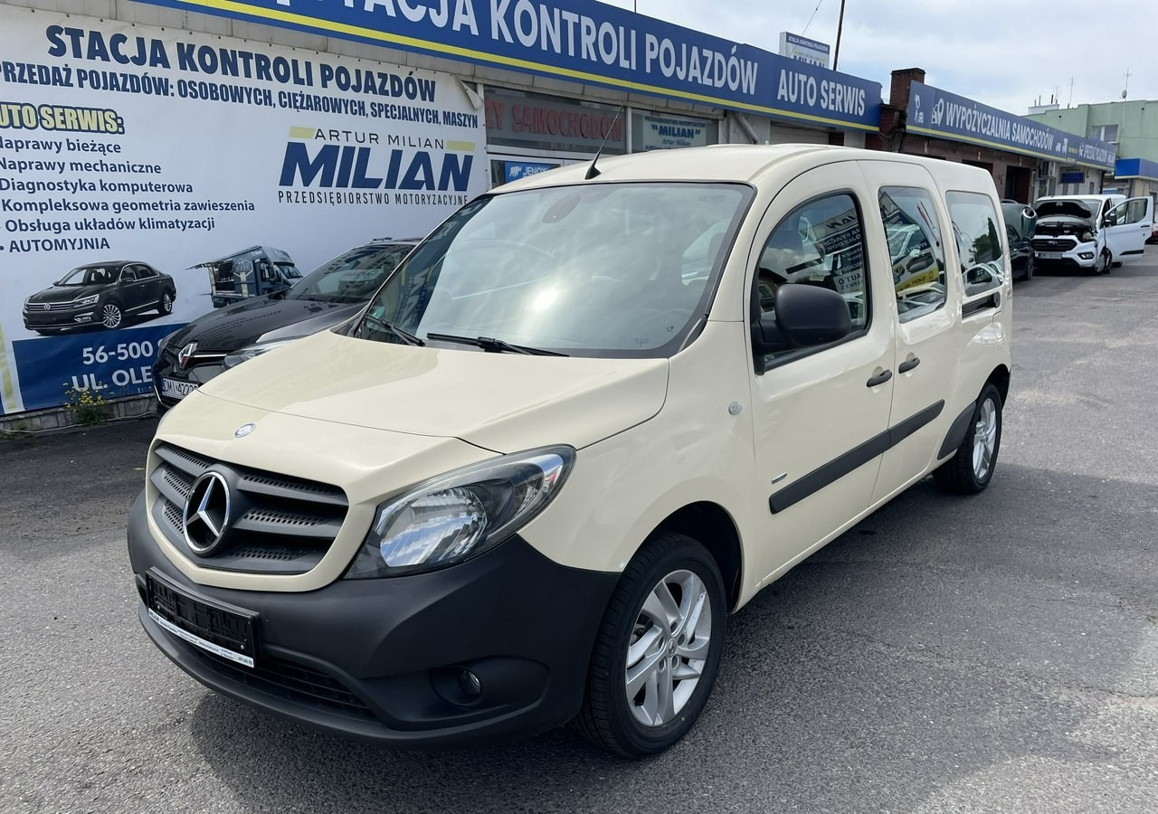 Mercedes-Benz Citan Citan Tourer Mercedes Citan 7-osob przewozu Niepełnosprawnych inwalida - Car: picture 4 Mercedes-Benz Citan Citan Tourer Mercedes Citan 7-osob przewozu Niepełnosprawnych inwalida - Car: picture 4