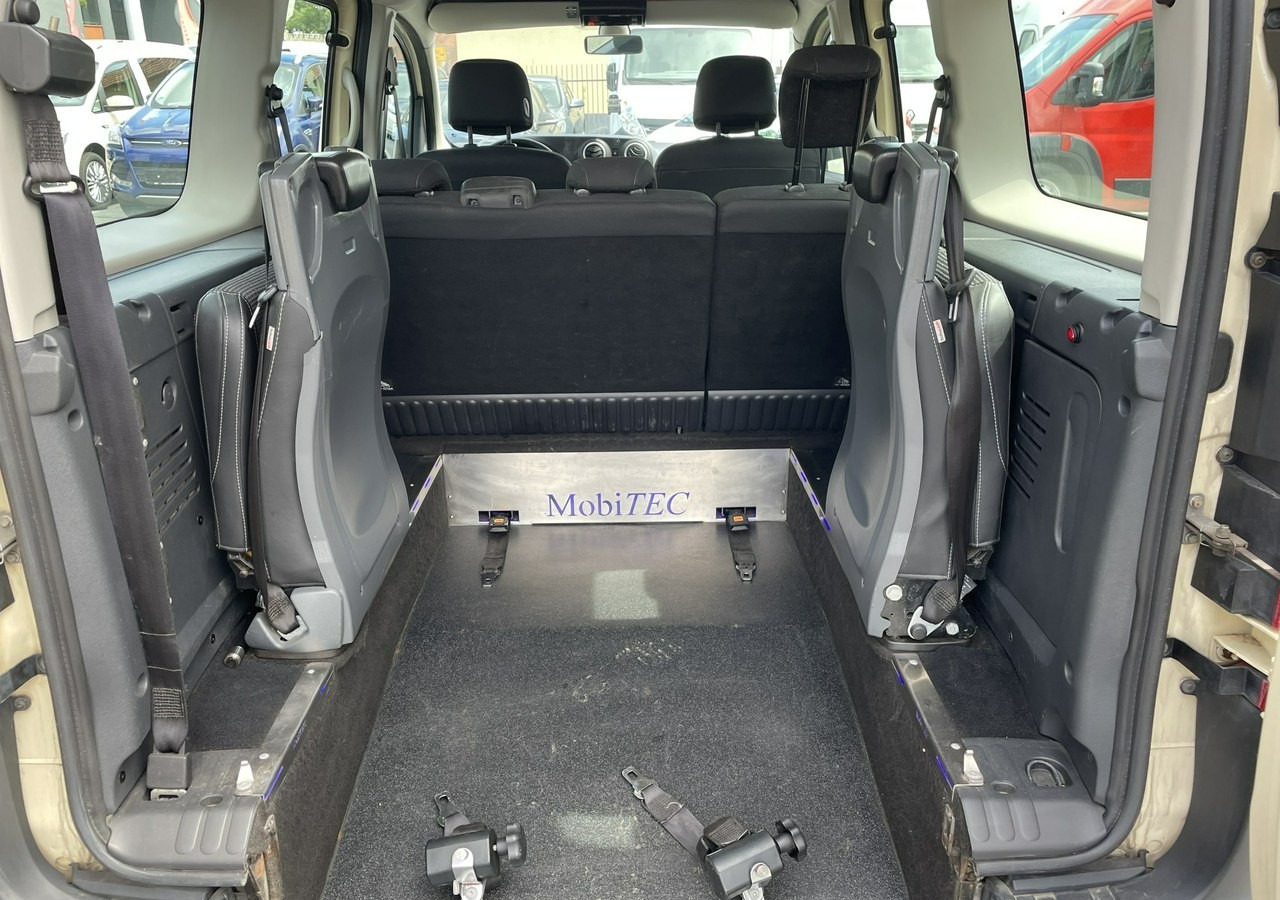 Mercedes-Benz Citan Citan Tourer Mercedes Citan 7-osob przewozu Niepełnosprawnych inwalida - Car: picture 5 Mercedes-Benz Citan Citan Tourer Mercedes Citan 7-osob przewozu Niepełnosprawnych inwalida - Car: picture 5