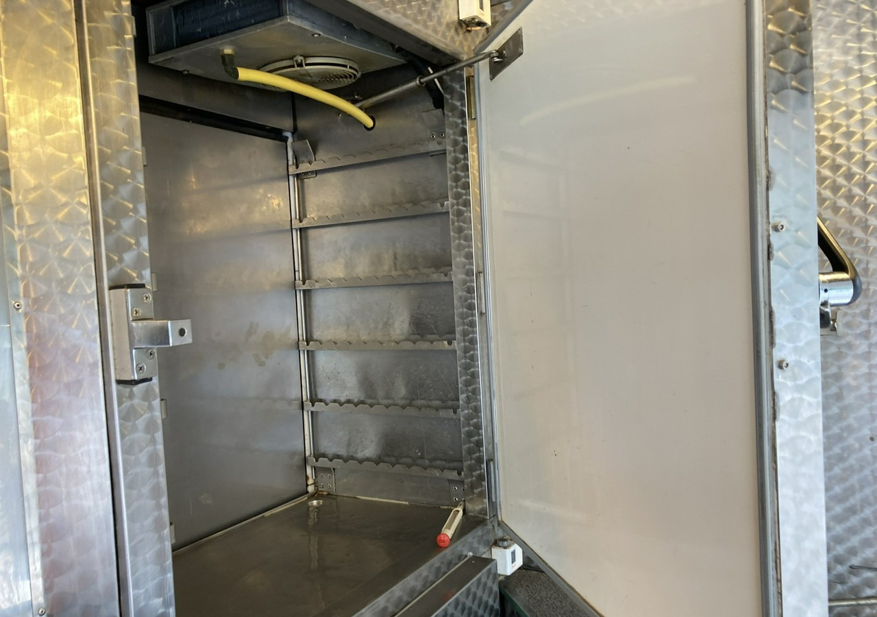 Vending truck Mercedes-Benz Sprinter Autosklep Grill kurczak Gastronomiczny Food Truck Foodtruck sklep 20: picture 19