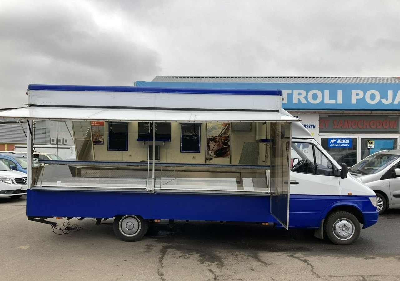 Mercedes-Benz Sprinter Sprinter Autosklep Gastronomiczny wędli Ryb Food Truck Foodtruck skl - Vending truck: picture 1 Mercedes-Benz Sprinter Sprinter Autosklep Gastronomiczny wędli Ryb Food Truck Foodtruck skl - Vending truck: picture 1
