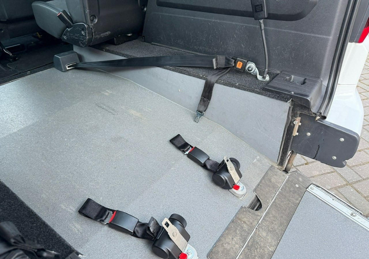 Opel Combo IV Combo Life Combo do przewozu Niepełnosprawnych inwalida rampa Model 2021 - Car: picture 5 Opel Combo IV Combo Life Combo do przewozu Niepełnosprawnych inwalida rampa Model 2021 - Car: picture 5