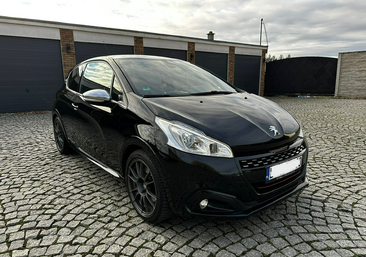 Peugeot 208 I 208GTI Sport 1.6THP 208KM Panorama Led JBL Navi Kamera OZ-Racing 201 - Car: picture 1 Peugeot 208 I 208GTI Sport 1.6THP 208KM Panorama Led JBL Navi Kamera OZ-Racing 201 - Car: picture 1
