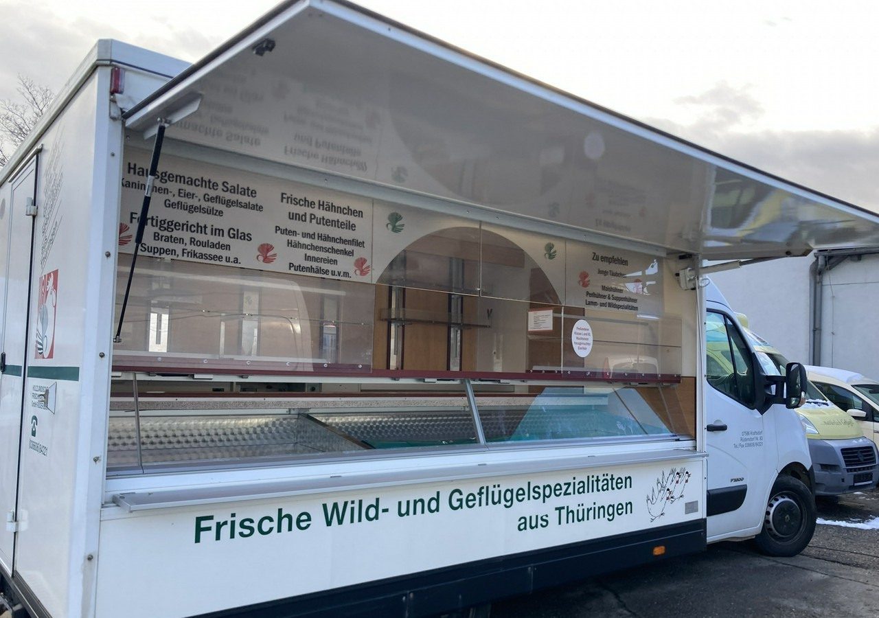 Renault Master Autosklep wędlin Sklep Bar Gastronomiczny Food Truck Foodtruck 2012 - Vending truck: picture 2 Renault Master Autosklep wędlin Sklep Bar Gastronomiczny Food Truck Foodtruck 2012 - Vending truck: picture 2